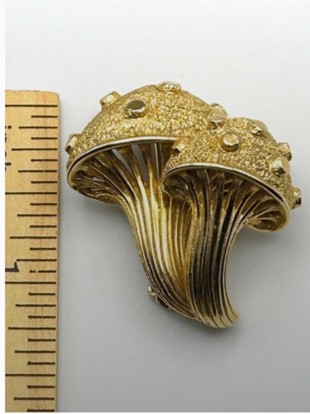 Vintage 60s Marcel Boucher Gold Tone Mushroom Brooch EUC - Picture 15 of 16